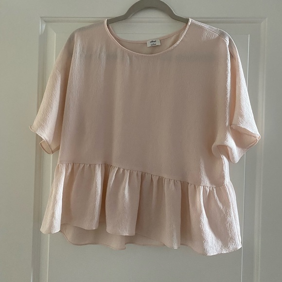 Wilfred Light Pink Blouse. From Aritzia. Size: S. - Picture 7 of 7